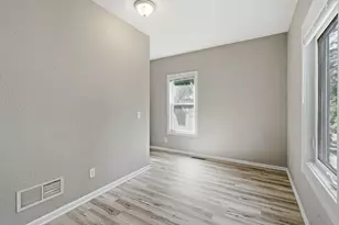 726 Morgan Ave N, Minneapolis, MN 55411 - Photo 19