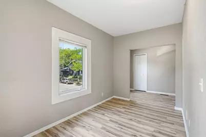 726 Morgan Avenue N, Minneapolis, MN 55411 - Photo 17