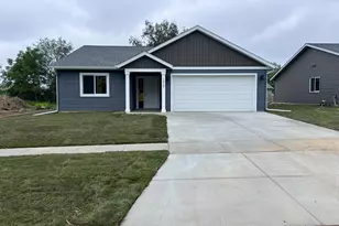 1427 Sunrise Ave SE, Rochester, MN 55904 - Photo 1