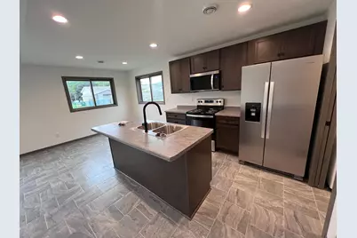 1427 Sunrise Avenue SE, Rochester, MN 55904 - Photo 7