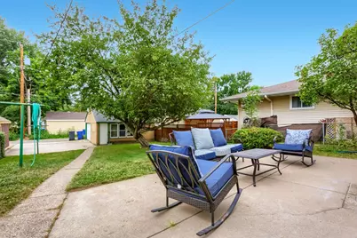 1882 Hawthorne Avenue E, Saint Paul, MN 55119 - Photo 23