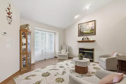 2003 Ponds Way, Shakopee, MN 55379 - Photo 11