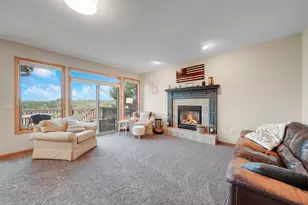 553 Tuttle Dr, Hastings, MN 55033 - Photo 5