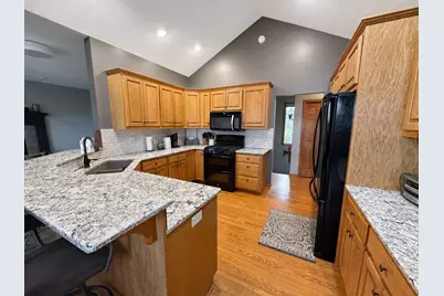 553 Tuttle Drive, Hastings, MN 55033 - Photo 5