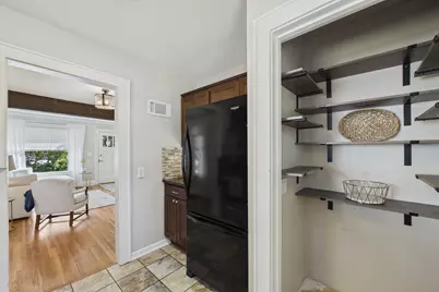6714 Corvallis Avenue N, Crystal, MN 55428 - Photo 7