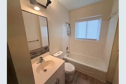 658 Gentry Avenue N, Oakdale, MN 55128 - Photo 21