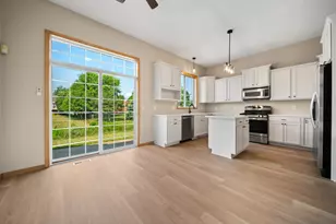 808 Lindsey Ln, Belle Plaine, MN 56011 - Photo 21