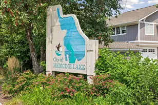 225 Peninsula Rd, Medicine Lake, MN 55441 - Photo 49