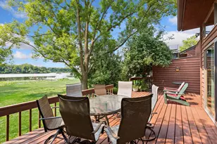 225 Peninsula Rd, Medicine Lake, MN 55441 - Photo 35