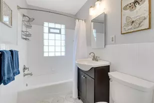 3998 Brunswick Ave S, Saint Louis Park, MN 55416 - Photo 15