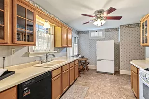 539 W Grand Ave, Eau Claire, WI 54703 - Photo 21