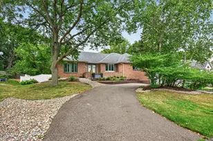 1528 Briarknoll Dr, Arden Hills, MN 55112 - Photo 29