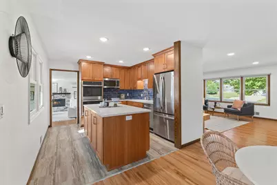 10112 Nord Avenue S, Bloomington, MN 55437 - Photo 13