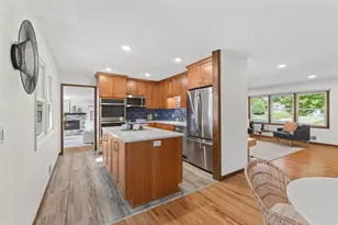 10112 Nord Ave S, Bloomington, MN 55437 - Photo 13