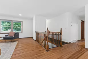 10112 Nord Ave S, Bloomington, MN 55437 - Photo 9