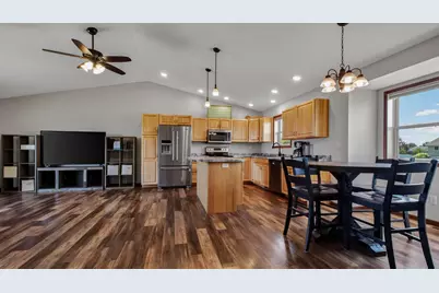 519 Haglin Avenue, Cameron, WI 54822 - Photo 3