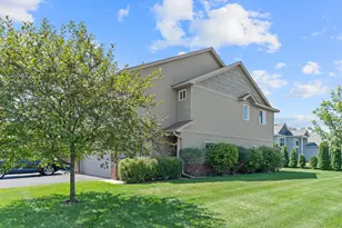 7893 Gotland Ln, Circle Pines, MN 55014 - Photo 3