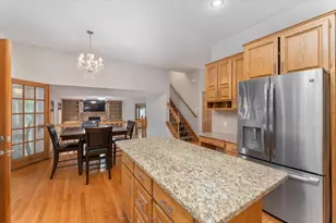 7087 Wellington Ln N, Maple Grove, MN 55369 - Photo 13