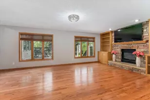 7087 Wellington Ln N, Maple Grove, MN 55369 - Photo 21