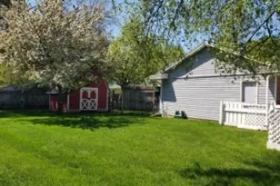 8515 85th St S, Cottage Grove, MN 55016 - Photo 5