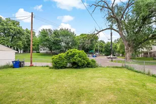 918 Edgerton St, Saint Paul, MN 55130 - Photo 21