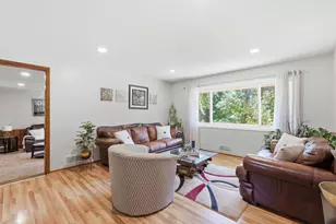 154 Yoho Dr, Anoka, MN 55303 - Photo 9
