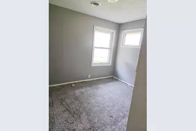 704 Dover Street, Worthington, MN 56187 - Photo 5
