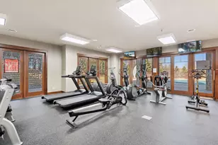 8775 Lake Riley Dr, Chanhassen, MN 55317 - Photo 31
