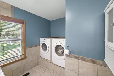 325 Prentice Street S, Clayton, WI 54004 - Photo 9