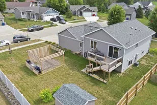 201 14th Ave NW, Kasson, MN 55944 - Photo 1