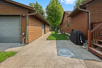 1215 35th Avenue N, Saint Cloud, MN 56303 - Photo 7