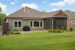 8797 Upper 7th Pl, Lake Elmo, MN 55042 - Photo 23