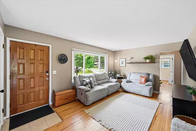 185 Garden View Drive, Apple Valley, MN 55124 - Photo 7