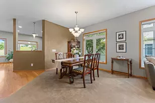 19110 Inndale Dr, Lakeville, MN 55044 - Photo 11