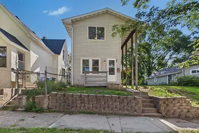 920 Farrington Street, Saint Paul, MN 55117 - Photo 3