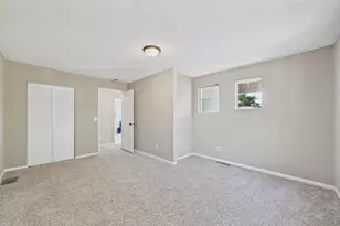 920 Farrington St, Saint Paul, MN 55117 - Photo 13