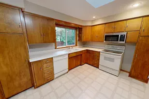 504 19th Ave SW, Willmar, MN 56201 - Photo 7