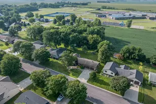 702 8th St SW, Wells, MN 56097 - Photo 55