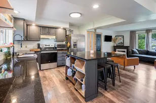 702 8th St SW, Wells, MN 56097 - Photo 9