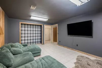 702 8th Street SW, Wells, MN 56097 - Photo 25