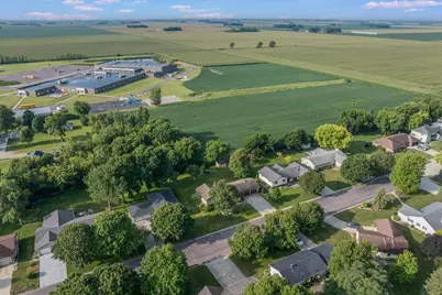 702 8th Street SW, Wells, MN 56097 - Photo 39
