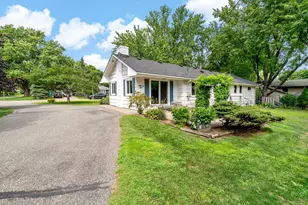3567 Leroy St, Deephaven, MN 55391 - Photo 35