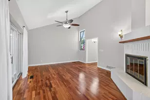 2420 Simpson St, Roseville, MN 55113 - Photo 11