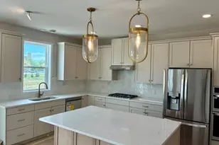 3488 Knightsbridge Trl N, Lake Elmo, MN 55042 - Photo 3