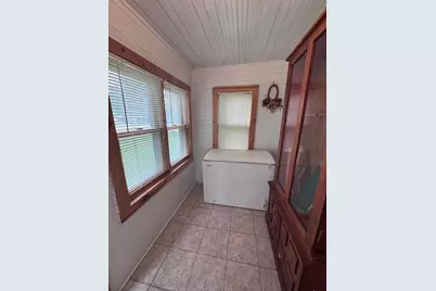 185 Red Lake Avenue E, Plummer, MN 56748 - Photo 3