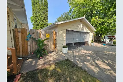 1322 19th Street S, Moorhead, MN 56560 - Photo 7