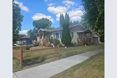 1322 19th Street S, Moorhead, MN 56560 - Photo 1