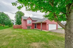 1410 Summit St, Baldwin, WI 54002 - Photo 1