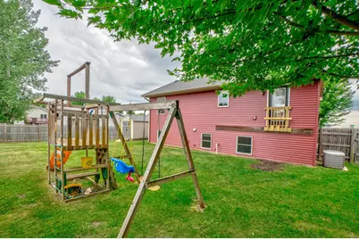 1410 Summit Street, Baldwin, WI 54002 - Photo 23
