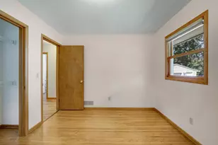 7314 Hayes St NE, Fridley, MN 55432 - Photo 15